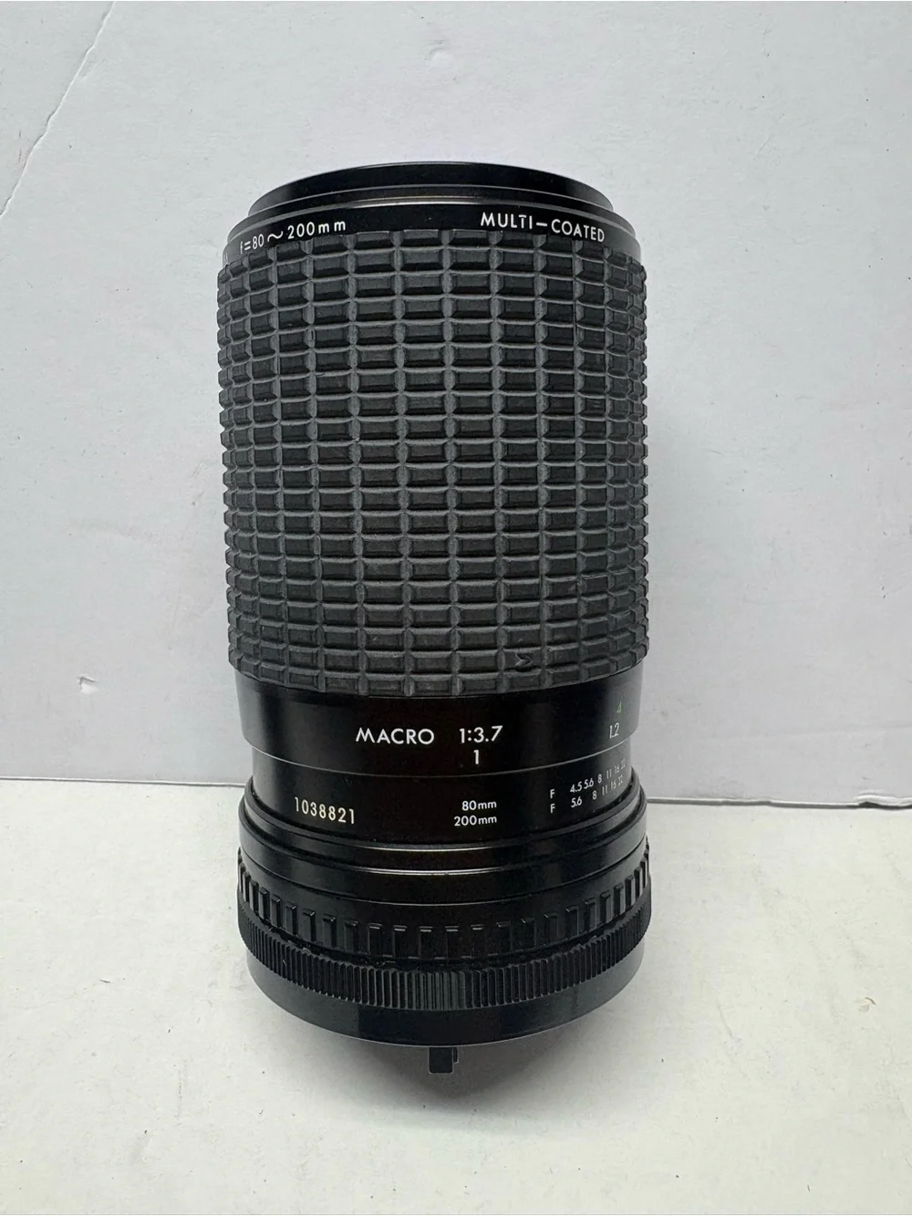 Sigma Zoom Multi-Coated Zoom 1:3.5~4 f=80~200mm Lens With Case